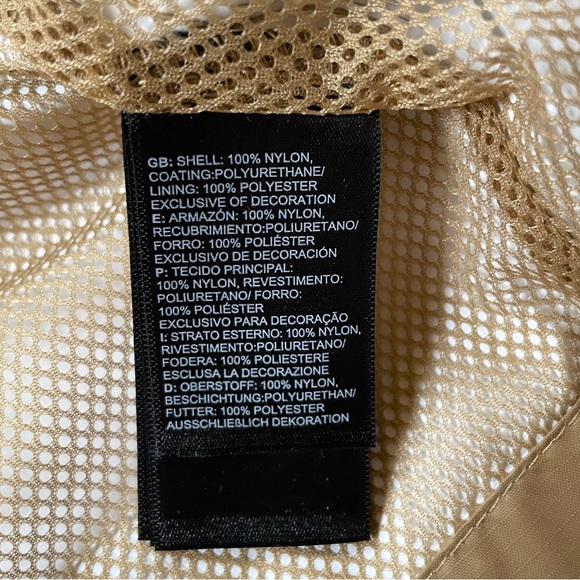 The North Face Kids’ Hooded Rain Jacket - Picture 7 of 10